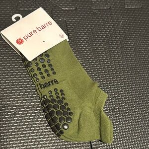 Pure Barre Socks-size Medium -NEW